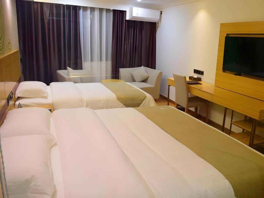 Greentree Inn Qingyuan Qinghe Avenue Branch Exterior photo